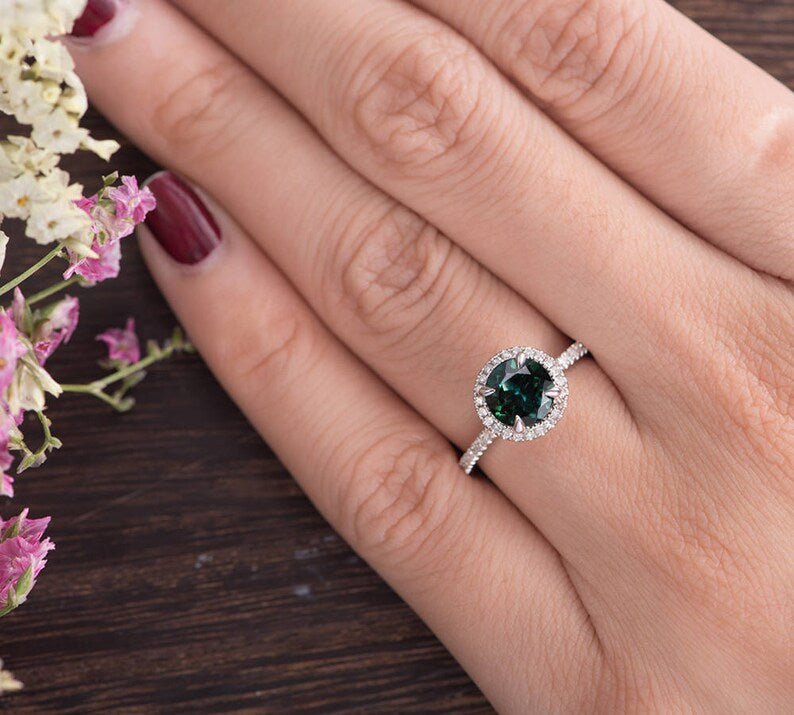 1.75 Ct Round Cut Green Emerald 925 Sterling Silver Halo Anniversary Gift Ring For Her