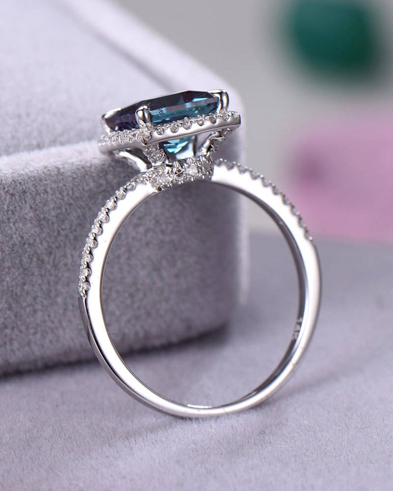 2.75 Ct Cushion Cut Green Emerald 925 Sterling Silver Halo Anniversary Gift Ring