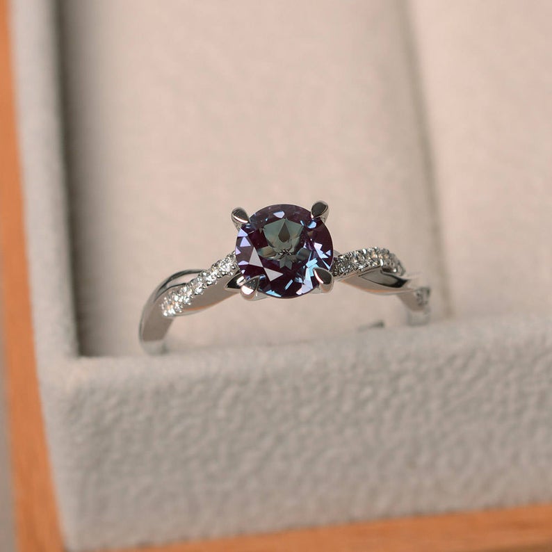 1.75 Ct Round Cut Purple Alexandrite 925 Sterling Silver Infinity Promise Gift Ring