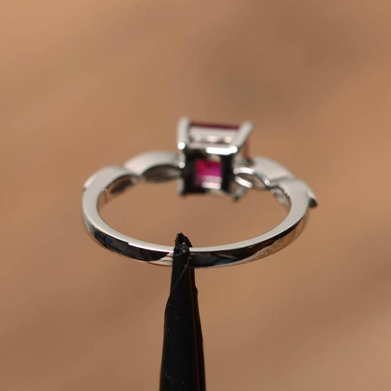 1.25 Ct Princess Cut Red Ruby Solitaire W/Accents Engagement Ring In 925 Sterling Silver