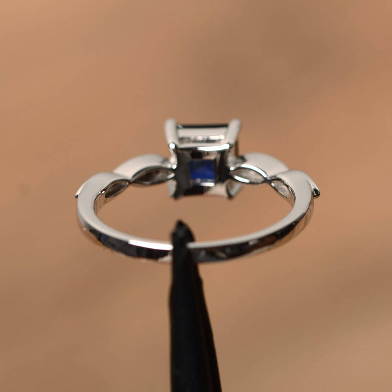 1.25 Ct Princess Cut Blue Sapphire Solitaire W/Accents Anniversary Gift Ring In 925 Sterling Silver