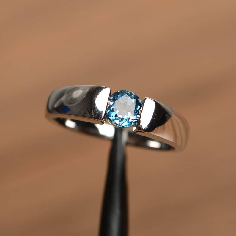 1.00 Ct Round Cut London Blue Topaz 925 Sterling Silver Solitaire December Birthstone Ring