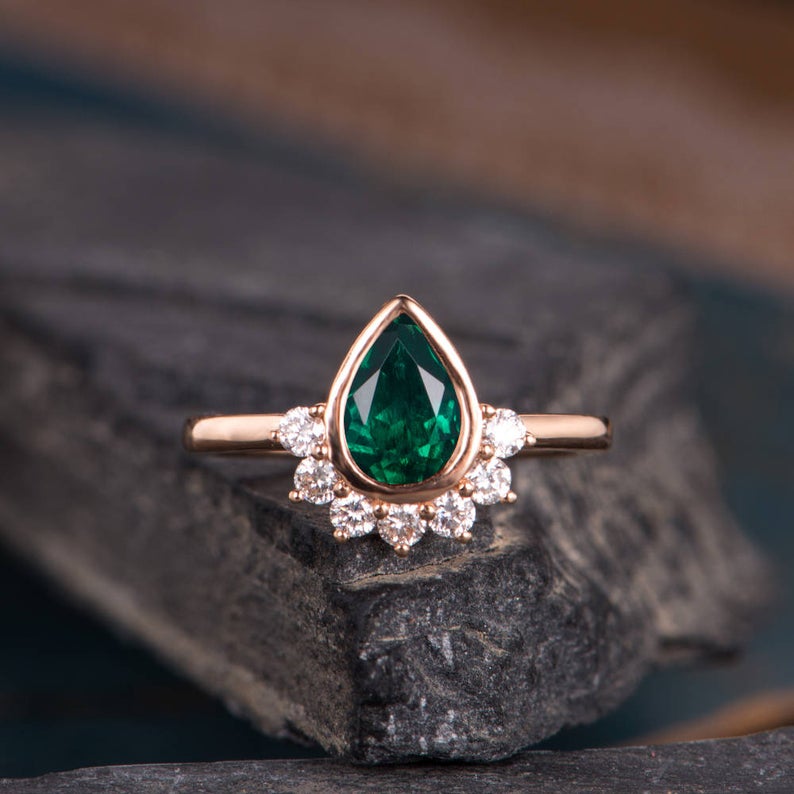 1.75 Ct Pear Cut Green Emerald 925 Sterling Silver Half Eternity Promise Gift Ring