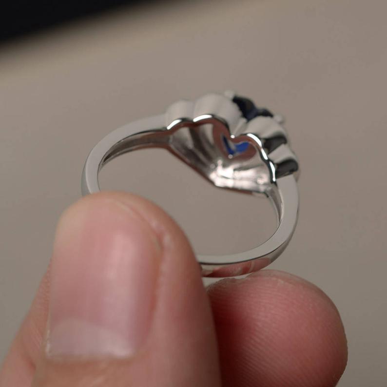 2.00 Ct Heart Cut Blue Sapphire Halo Engagement Ring In 925 Sterling Silver