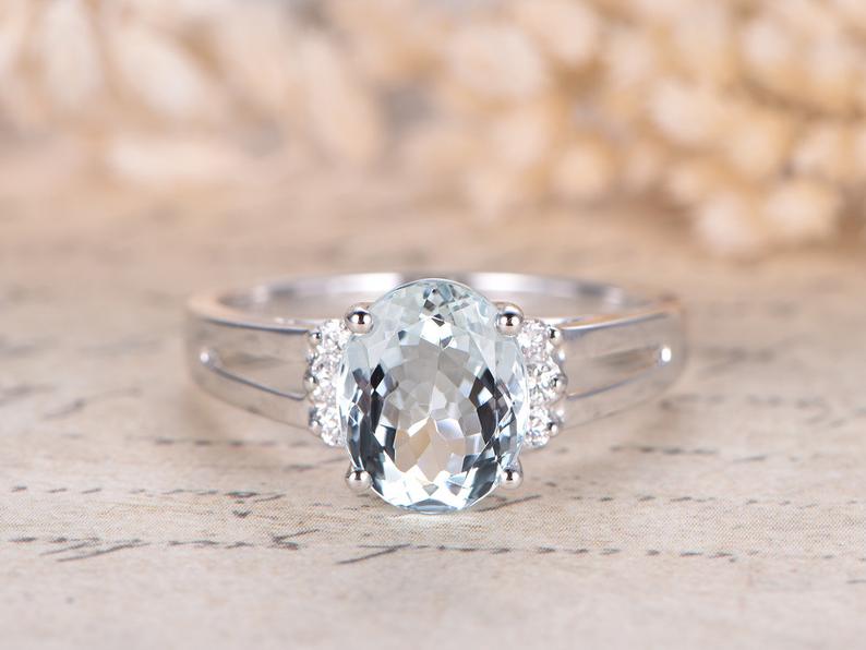 1.25 Ct Oval Cut Aquamarine Solitaire W/Accents Split Shank Ring In 925 Sterling Silver