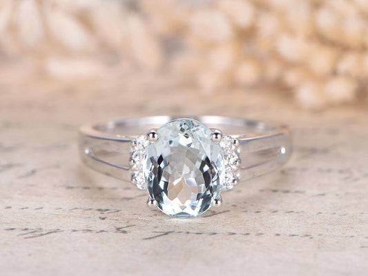 1.25 Ct Oval Cut Aquamarine Solitaire W/Accents Split Shank Ring In 925 Sterling Silver