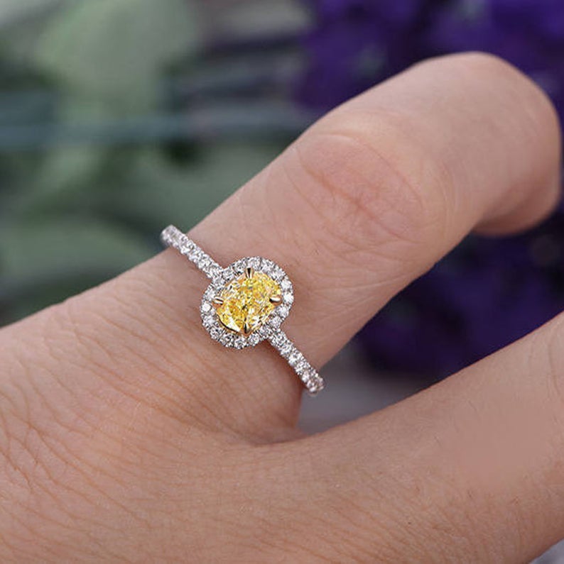 1.20 Ct Oval Cut Yellow Citrine Halo Engagement Ring In 925 Sterling Silver