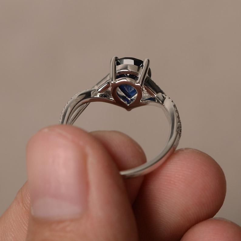 1.50 CT Oval Cut Smoky Quartz 925 Sterling Silver Wave Shank Gorgeous Engagement Ring - atjewels.in
