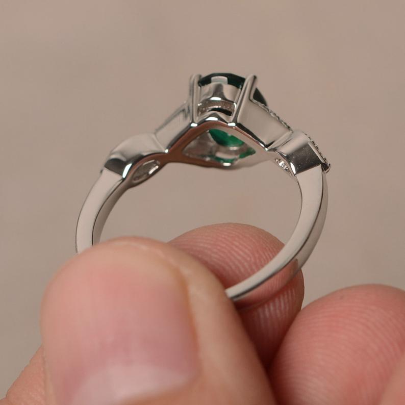 1.20 Ct Oval Cut Green Emerald Diamond 925 Sterling Silver Infinity Promise Ring