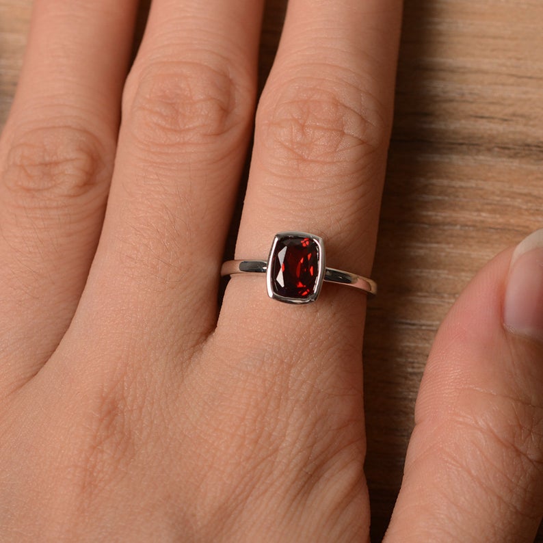 1.20 Ct Cushion Cut Red Garnet Solitaire January Birthstone Ring In 925 Sterling Silver