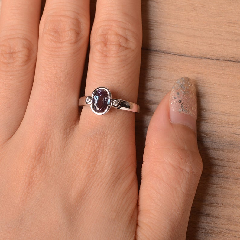 1.20 Ct Oval Cut Alexandrite & Round CZ Three-Stone Promise Ring 925 Sterling Silver