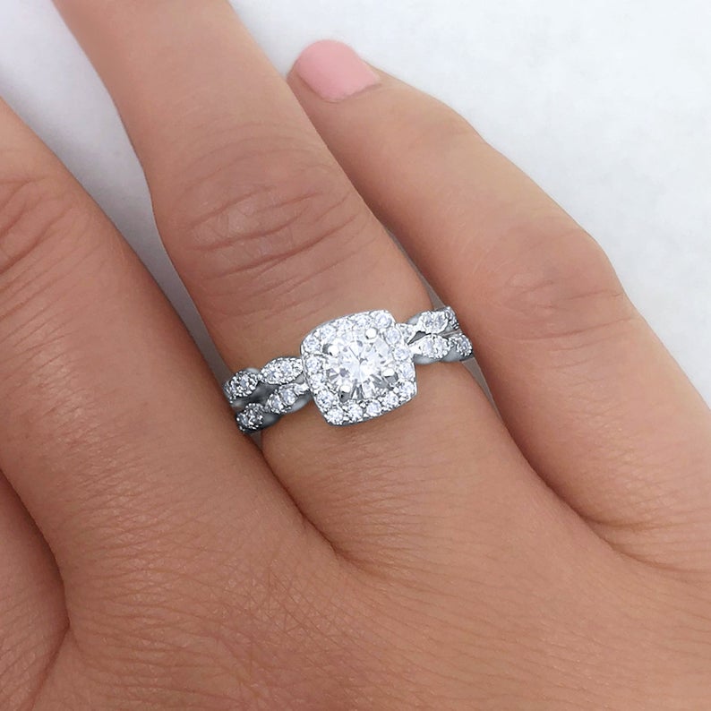1 CT Round Cut Diamond 925 Sterling Silver Halo Engagement Bridal Set Ring
