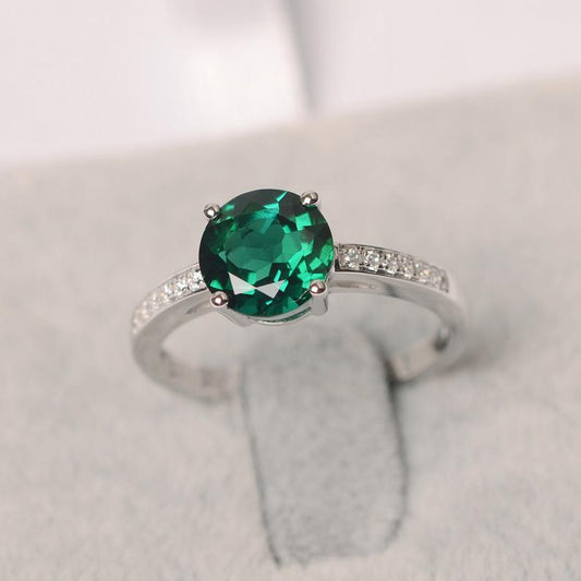 1.50 Ct Round Cut Green Emerald Solitaire W/Accents Ring In 925 Sterling Silver