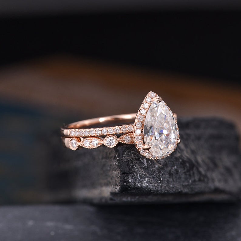 1 CT Pear Cut Diamond Rose Gold Over On 925 Sterling Silver Halo Wedding Bridal Ring Set