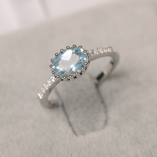 1.50 Ct Oval Cut Aquamarine Solitaire W/Accents Engagement Ring In 925 Sterling Silver