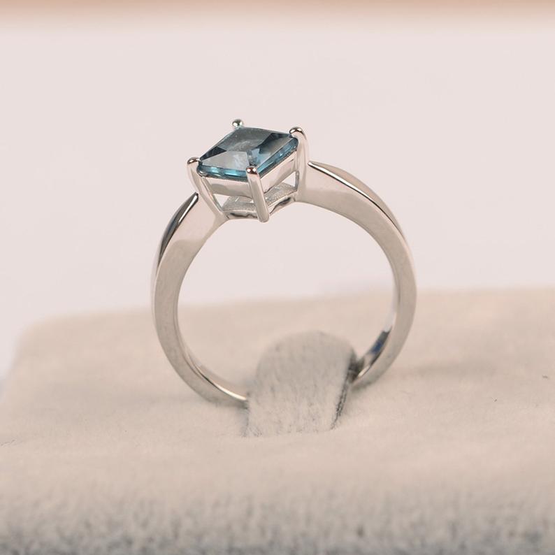 1 Ct Princess Cut London Blue Topaz 925 Sterling Silver Solitaire Engagement Ring