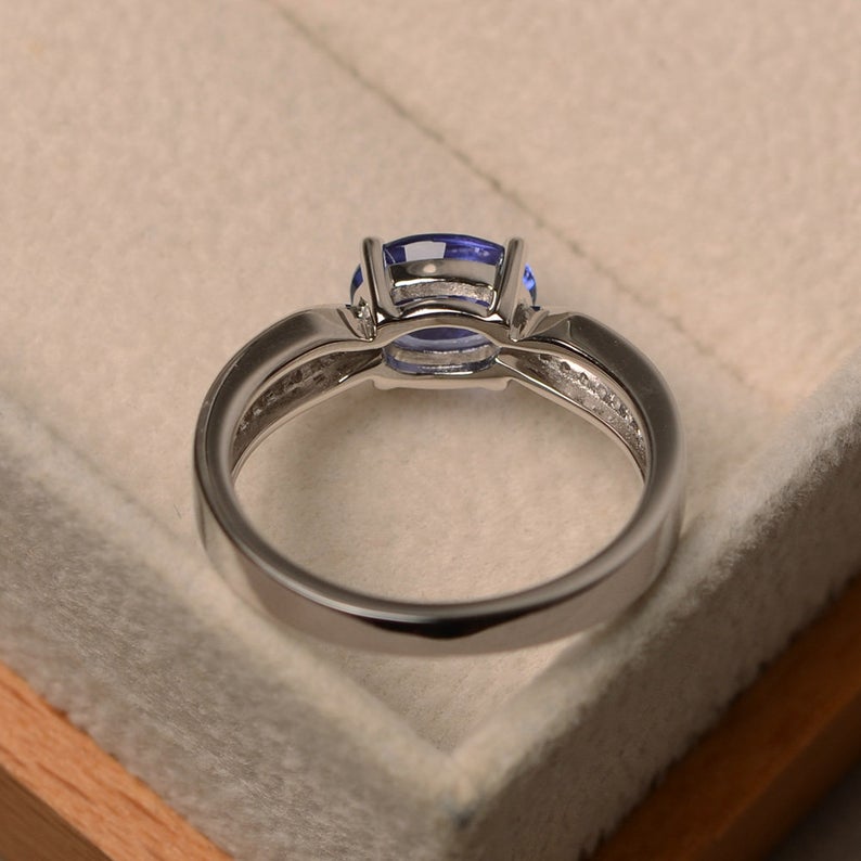 1.75 Ct Oval Cut Blue Tanzanite  925 Sterling Silver Solitaire W/Accents Anniversary Gift Ring