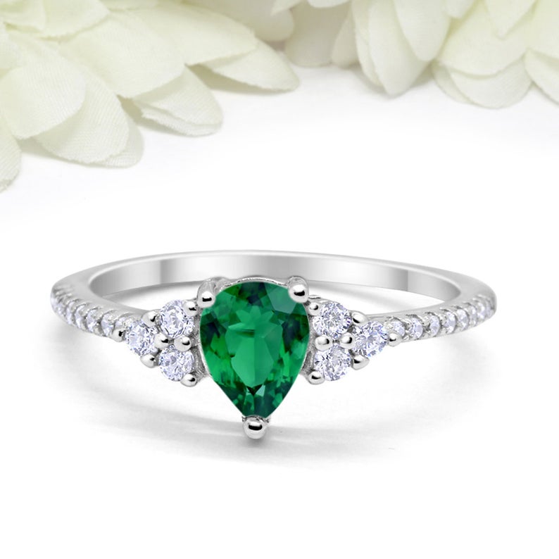 1 CT Pear Cut Green Emerald Diamond 925 Sterling Silver Halo Engagement Ring