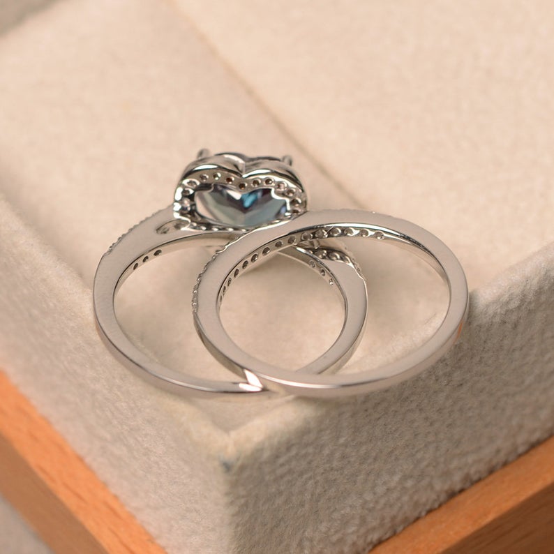 2.20 Ct Heart Cut Purple Alexandrite 925 Sterling Silver Wedding Bridal Ring Set