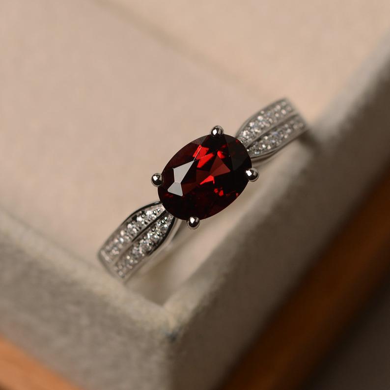 1.50 Ct Oval Cut Red Garnet Solitaire W/Accents January Birthstone Ring In 925 Sterling Silver
