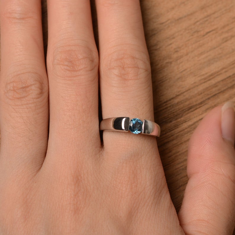1.00 Ct Round Cut London Blue Topaz 925 Sterling Silver Solitaire December Birthstone Ring
