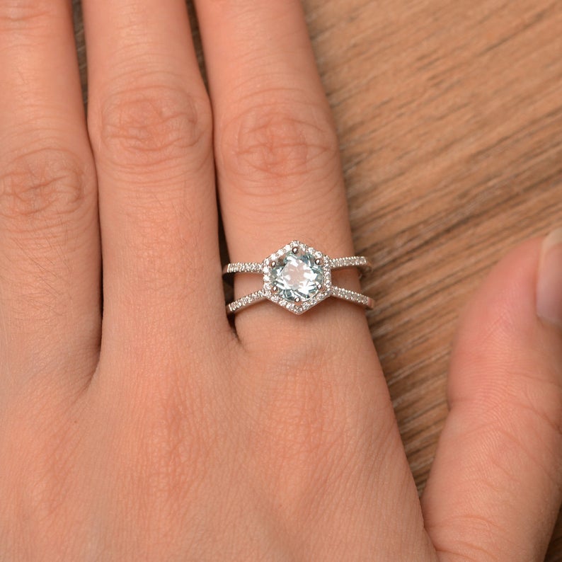 1.75 Ct Round Cut Aquamarine Diamond 925 Sterling Silver Halo Split Shank Ring - atjewels.in