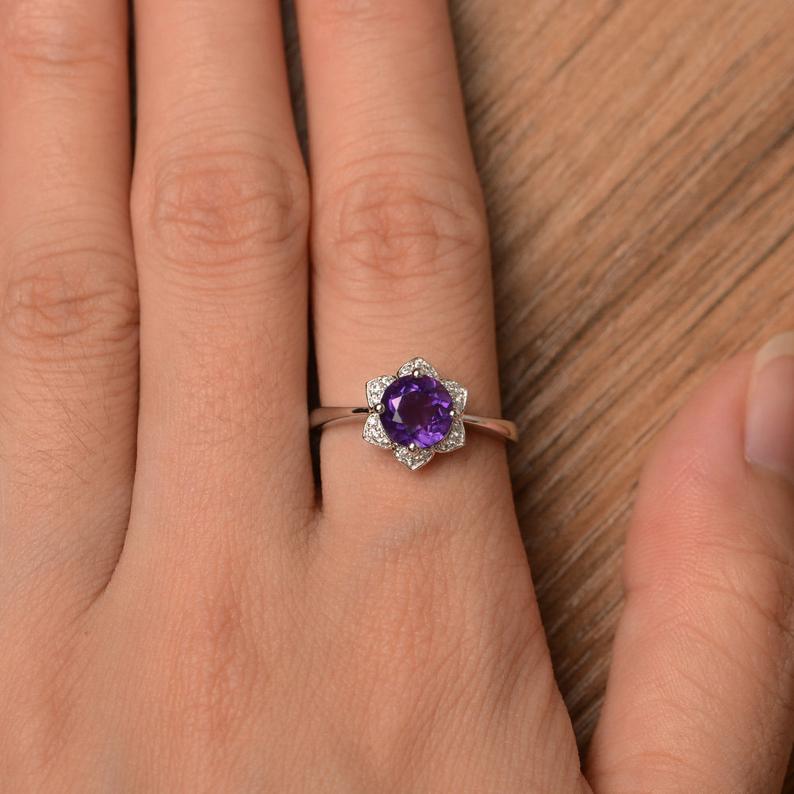 1.20 Ct Round Cut Purple Amethyst 925 Sterling Silver Lotus Anniversary Gift Ring