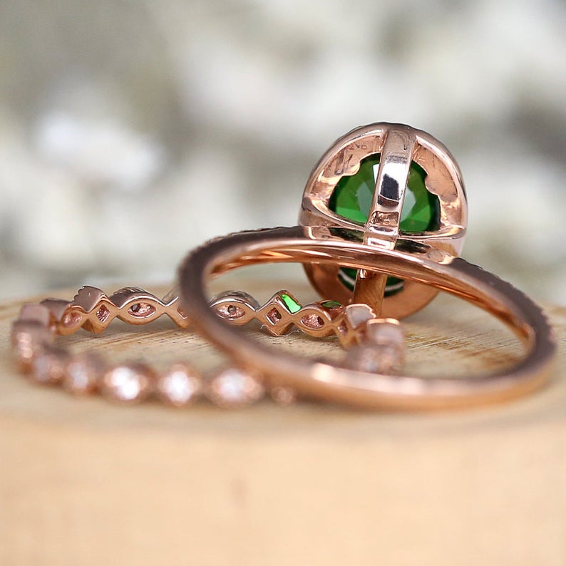 1 CT Oval Cut Emerald Diamond 925 Sterling Silver Halo Wedding Bridal Ring Set - atjewels.in