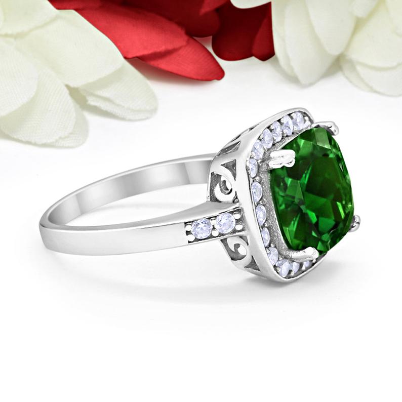 1 CT Cushion Cut Green Emerald CZ Diamond 925 Sterling Silver Halo Wedding Ring