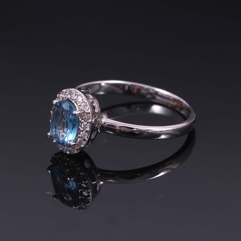 1 CT Oval Cut Blue Topaz Diamond 925 Sterling Silver Halo Engagement Ring
