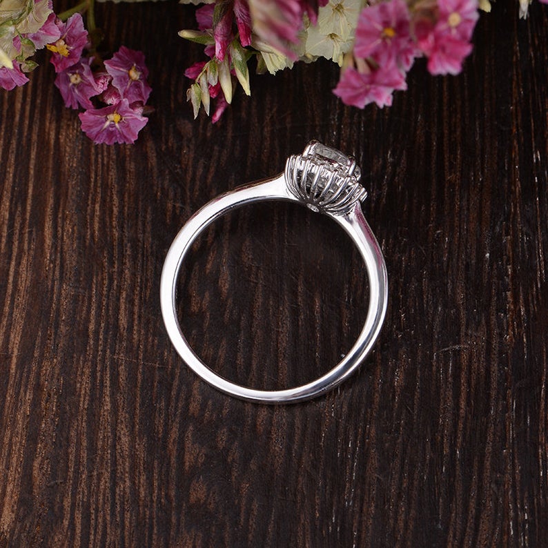 1 CT Oval Cut White Sapphire Diamond White Gold Over On 925 Sterling Silver Halo Woman Wedding Ring