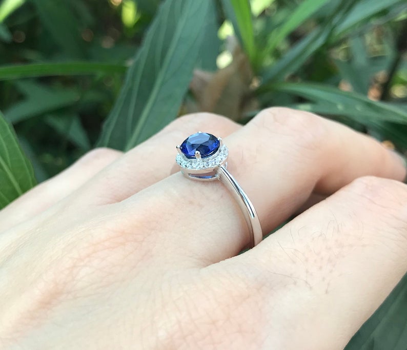 1 CT Round Cut Blue Sapphire Diamond 925 Sterling Silver Halo Anniversary Ring