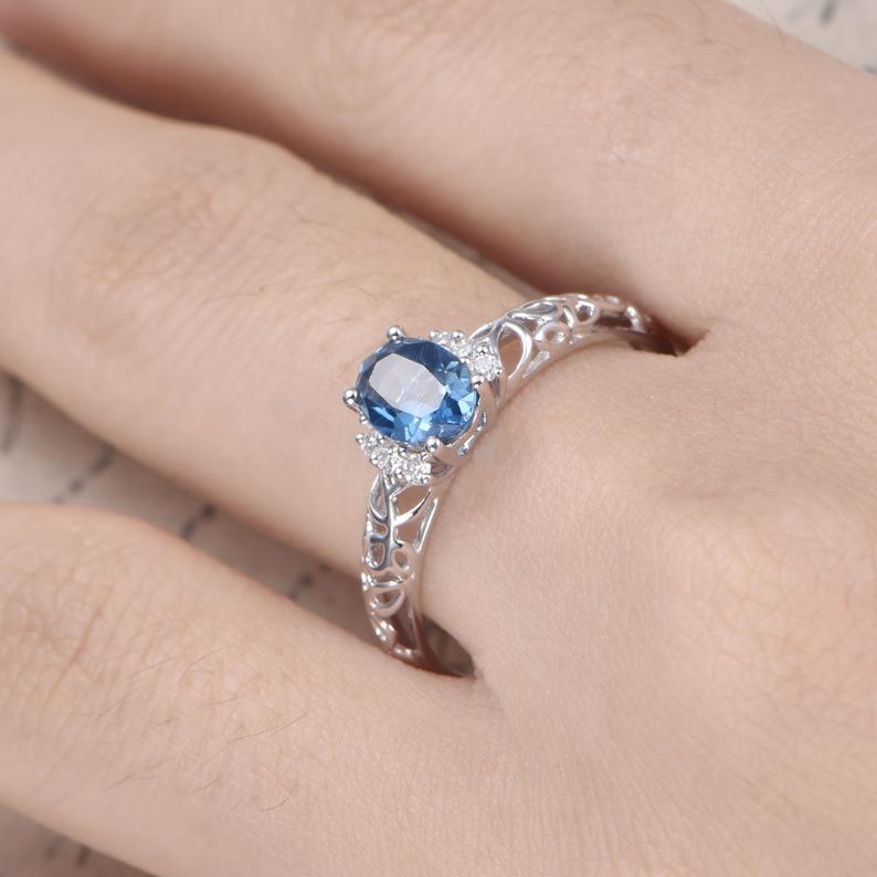 1.20 Ct Oval Cut London Blue Topaz Solitaire W/Accents Promise Gift Ring In 925 Sterling Silver