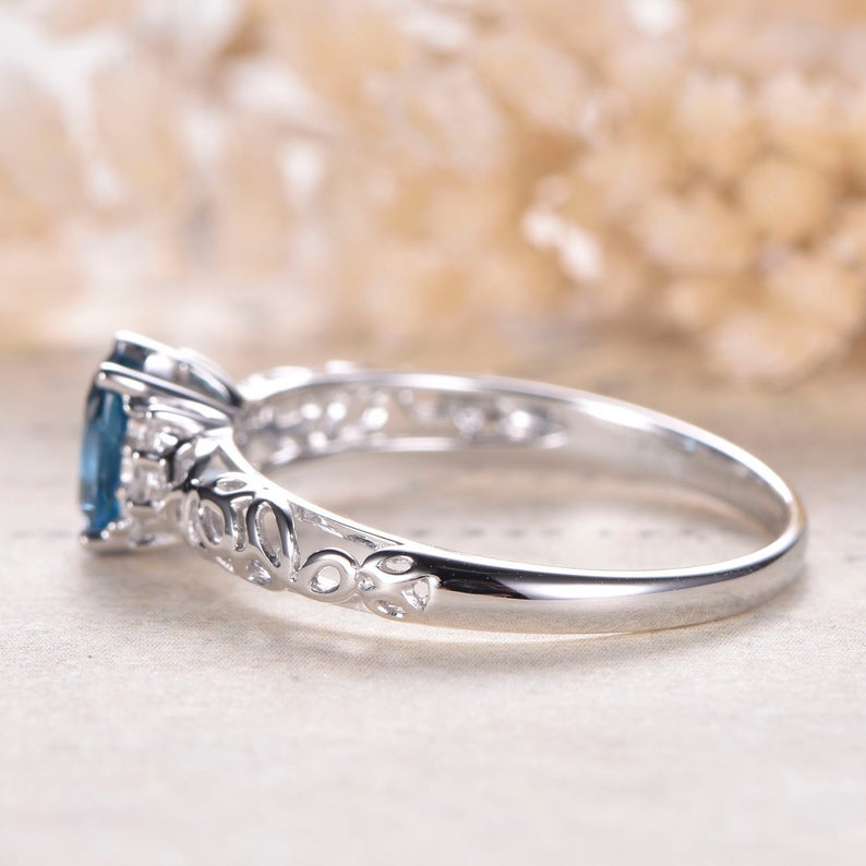 1.20 Ct Oval Cut London Blue Topaz Solitaire W/Accents Promise Gift Ring In 925 Sterling Silver