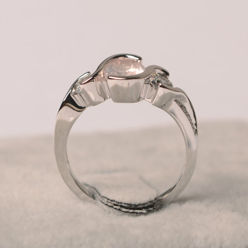 1.50 Ct Oval Cut Rose Quartz Solitaire W/Accents Anniversary Gift Ring In 925 Sterling Silver