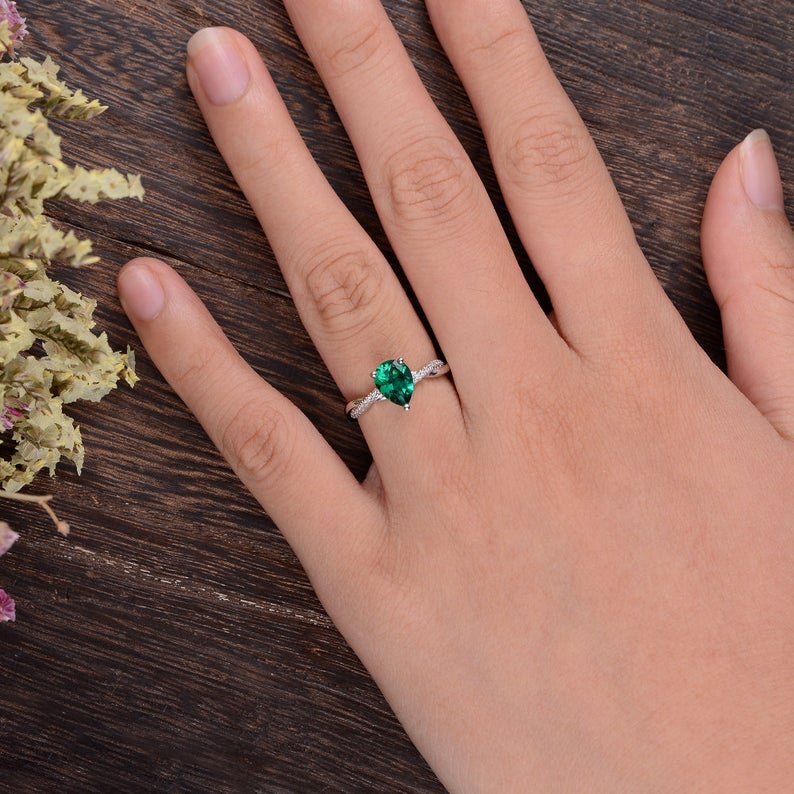 1.50 Ct Pear Cut Green Emerald Infinity Engagement Ring In  925 Sterling Silver