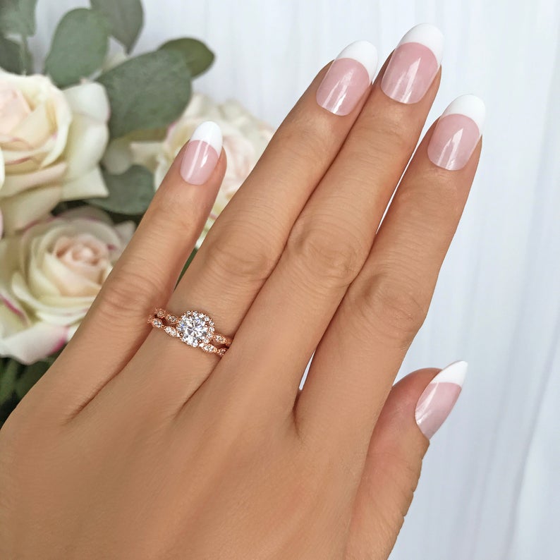 1 CT Round Cut Diamond 925 Sterling Silver Halo Wedding Bridal Ring Set