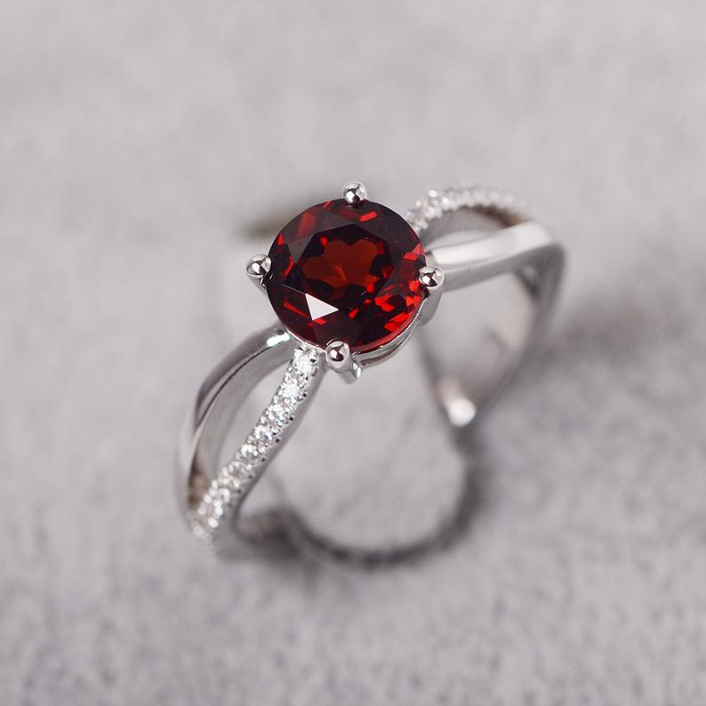 1.20 Ct Round Cut Red Garnet 925 Sterling Silver Split Shank Engagement Ring