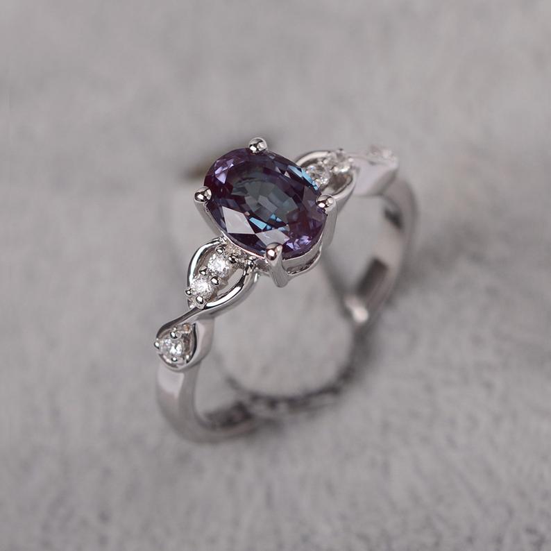 1.75 Ct Oval Cut Alexandrite 925 Sterling Silver Solitaire W/Accents Engagement Ring