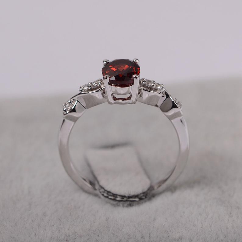 1.25 Ct Oval Cut Red Garnet Infinity Shank Promise Gift Ring In 925 Sterling Silver
