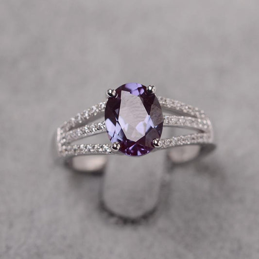 1.75 Ct Oval Cut Alexandrite Three Row Split Shank 925 Sterling Silver Anniversary Gift Ring