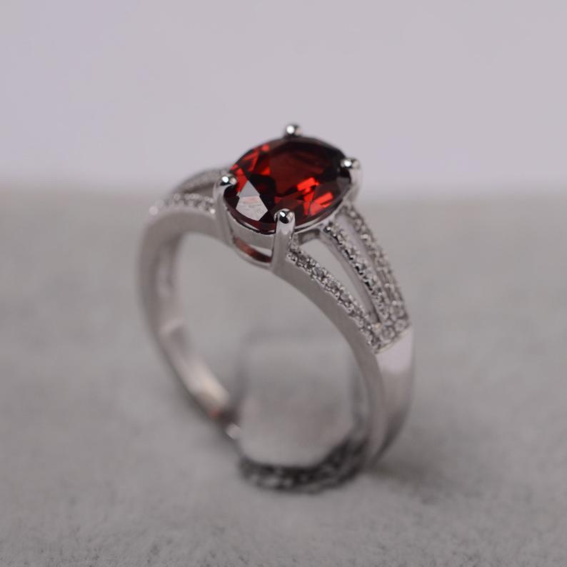 1.75 Ct Oval Cut Red Garnet Three Row Split Shank Promise Gift Ring In 925 Sterling Silver