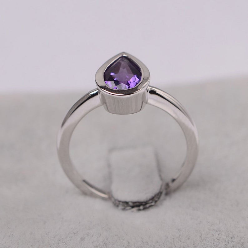 1.00 Ct Pear Cut Purple Amethyst 925 Sterling Silver Solitaire February Birthstone Ring