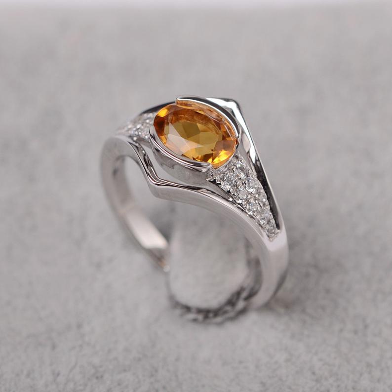 1.50 Ct Oval Cut Yellow Citrine 925 Sterling Silver Solitaire W/accents Anniversary Gift Ring