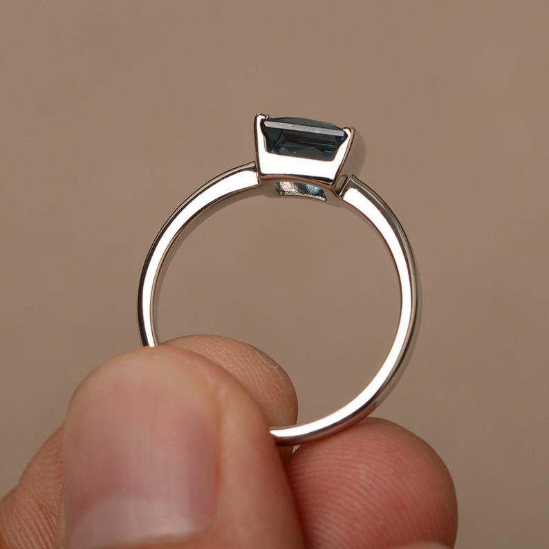 1 Ct Princess Cut London Blue Topaz 925 Sterling Silver Bezel Set Solitaire Stunning Ring
