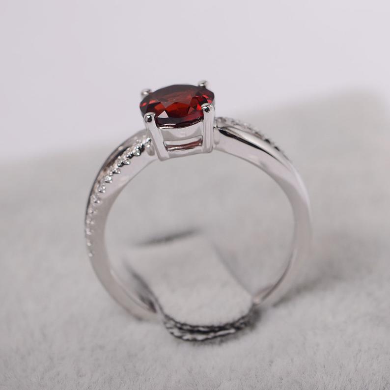 1.20 Ct Round Cut Red Garnet 925 Sterling Silver Split Shank Engagement Ring