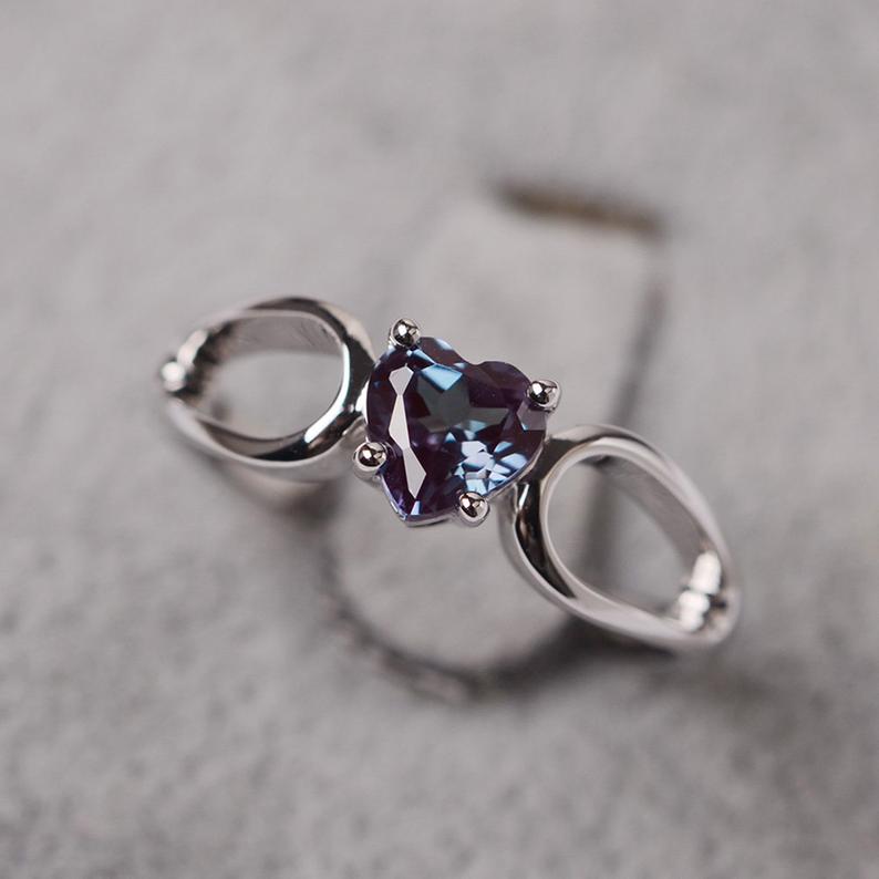 1 Ct Heart Cut Alexandrite 925 Sterling Silver Split Shank Solitaire Proposal Ring