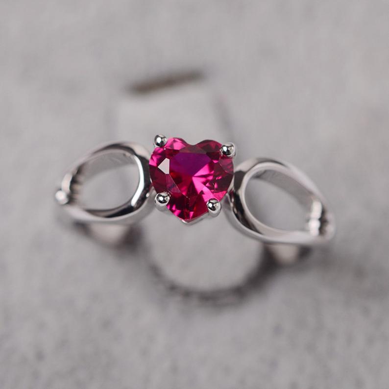 1.00 Ct Heart Cut Pink Ruby Solitaire Promise Ring In 925 Sterling Silver