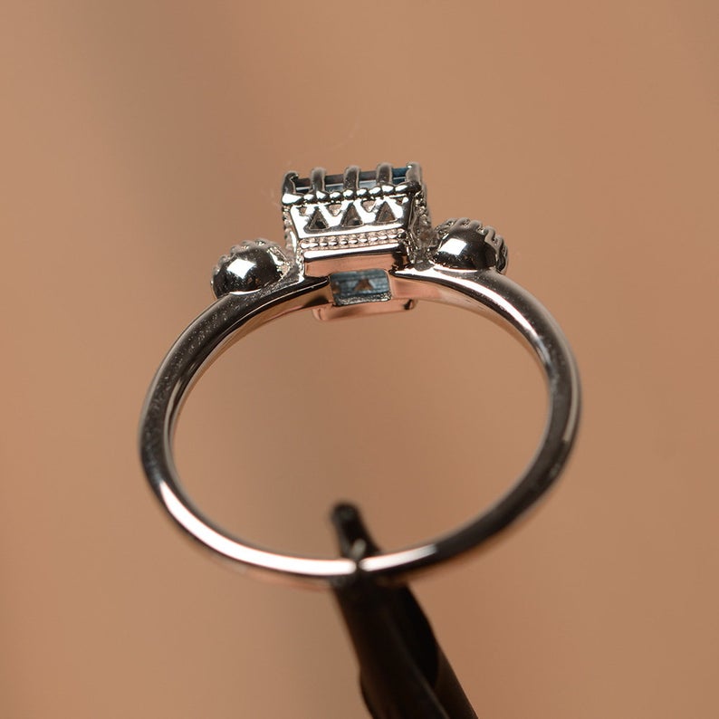 2.00 Ct Princess Cut London Blue Topaz Three-Stone Promise Ring In 925 Sterling Silver