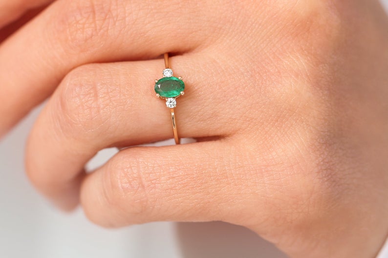 1 CT Oval Cut Green Emerald  Diamond Rose Gold Over On 925 Sterling Silver Three Stone Promise Ring